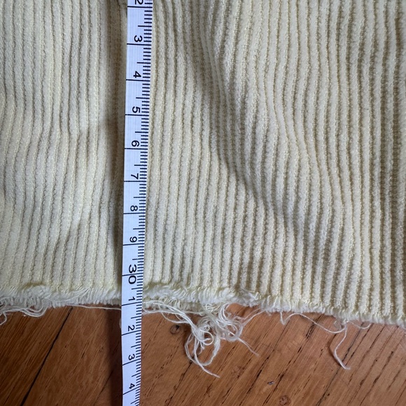 Mini corduroy shorts - Picture 6 of 6